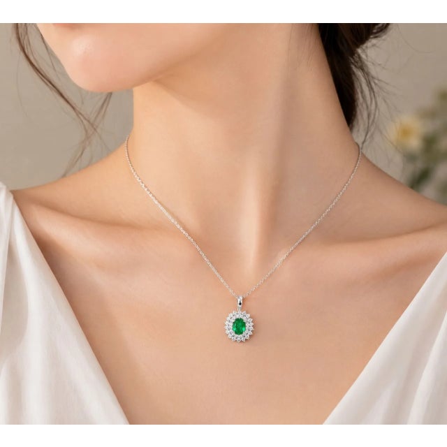 Art Deco 14K White Gold Colombian Emerald Diamond Pendant Necklace Estate For Sale - Image 3 of 3