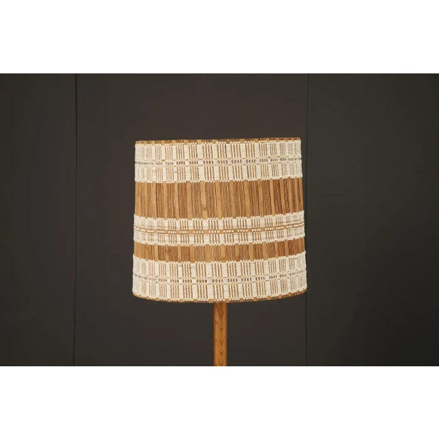 1960s Maria Kipp Handwoven Lampshade With Ivory Plaid Bands Over Natural Raffia, 1960s For Sale - Image 5 of 8