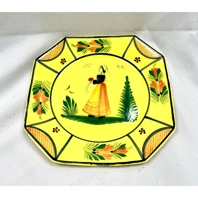 French Country Vintage Quimper Signed Hand Painted Yellow Plate For Sale - Image 3 of 9