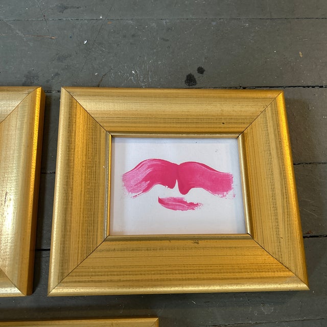 Three Contemporary Original Abstract “Flying Red Lips” Paintings - Set of Three For Sale - Image 4 of 5