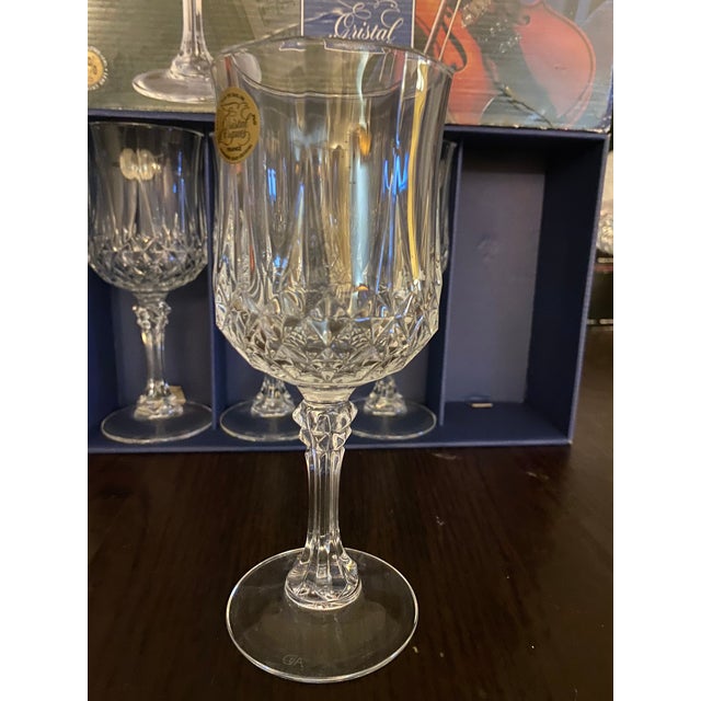 Cristal d' Arques 1970s Longchamps Cristal D’arques 8 Ounce Wine Glasses For Sale - Image 4 of 4