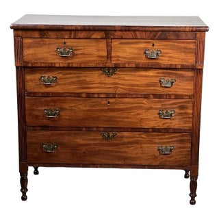 Antique George III Sheraton Flame Mahogany Chest of Drawers C. Early 19th Century For Sale