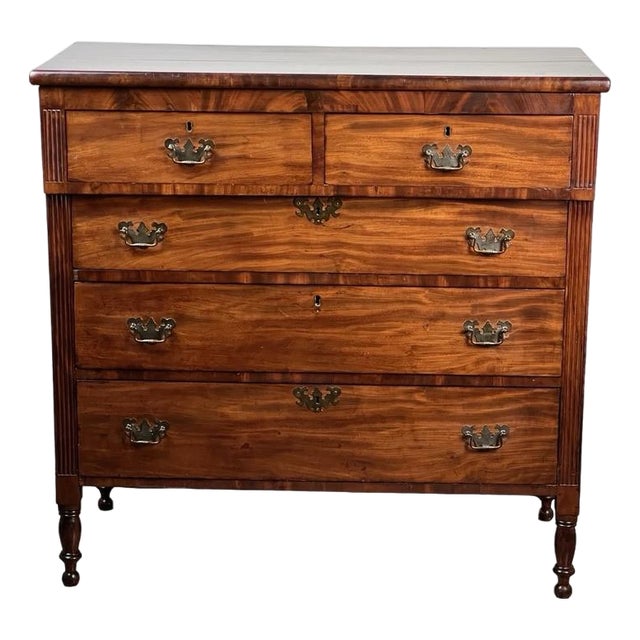 Antique George III Sheraton Flame Mahogany Chest of Drawers C. Early 19th Century For Sale