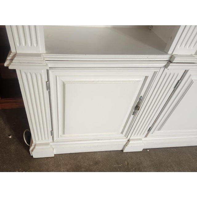 White 1990s Pulaski White Neoclassical Two-Piece Bookcase Unit For Sale - Image 8 of 10