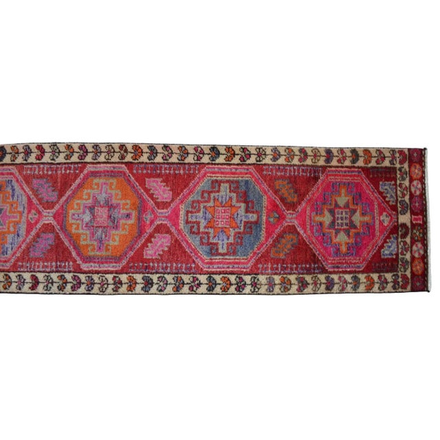 Turkish Runner Rug, Hand-Knotted Organic Wool Runner Rug Kitchen Island Sied Long - Narrow Runner For Sale - Image 11 of 14