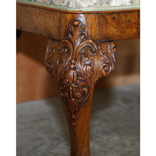Gold George I Burr Walnut Long Stool, 1720s For Sale - Image 8 of 18