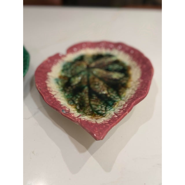 Pair of Antique Majolica Begonia Leaf Dishes - High Relief For Sale - Image 4 of 12