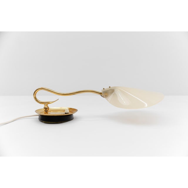 Metal Mid-Century Modern Brass and Acrylic Table Lamp, 1950s For Sale - Image 7 of 14