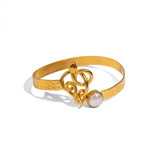 Guardian Serpent & Pearl Cuff Bracelet For Sale In Miami - Image 6 of 8