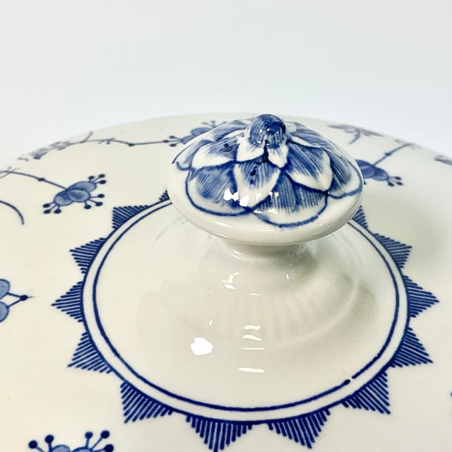 1950s Vintage English Boho Chic Gustavian Denmark Pattern Covered Dish, Casserole Style. For Sale - Image 6 of 16