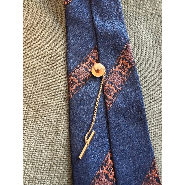 Rare Vintage Yves Saint Tie Pin, Gold Plate & Steel, logo "Circa 1990s" For Sale - Image 11 of 18