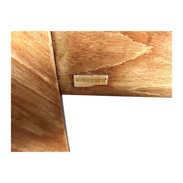 Ekornes ASA Ekornes Stressless Pegasus Reclining Sofa in Camel Leather & Sculptural Wood Frame – Norway, 1980s For Sale - Image 4 of 12