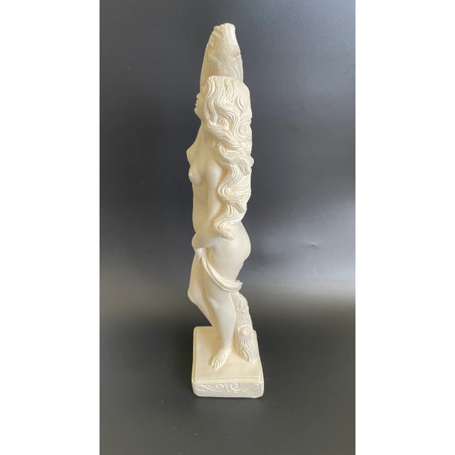 Neoclassical Vintage Neoclassical Nude Standing Aphrodite Plaster Sculpture For Sale - Image 3 of 13