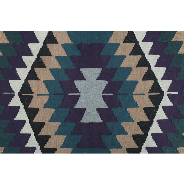 Vintage Turkish Kilim Rug- 6′ × 11′ For Sale - Image 6 of 13