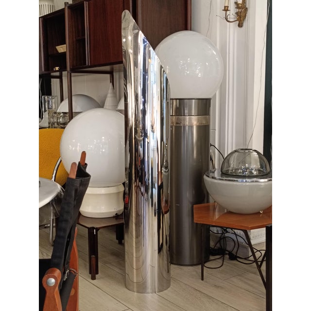 Mid-Century Modern Sculptural Spiral Sheet of Metal Floor Lamp, 1970s For Sale - Image 3 of 8