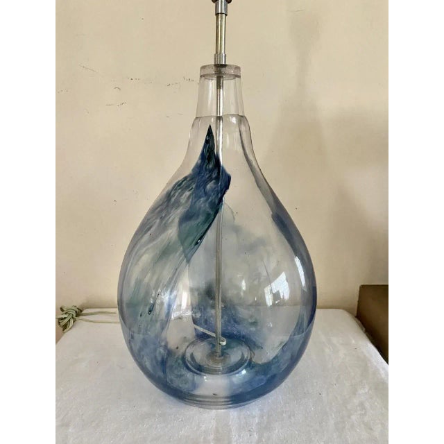 This bulbous lamp would suit any airy mod decor perfectly!