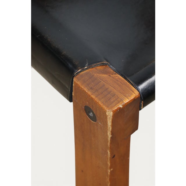 Vintage S24 Chair in Elm and Black Leather by Pierre Chapo, 1970 For Sale - Image 12 of 18