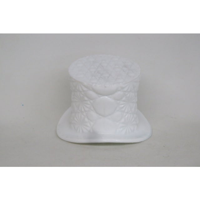 Fenton Art Glass Company Fenton Daisy and Button Top Hat Vintage Milk Glass Figurine Vase Cup 4769b For Sale - Image 4 of 13