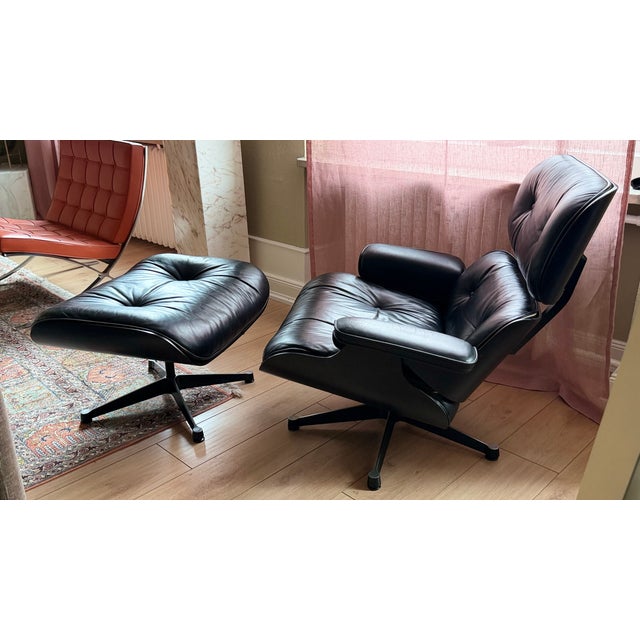 Set of Eames Lounge Chair and Ottoman by Charles & Ray Eames for Vitra, 1970s For Sale - Image 14 of 14