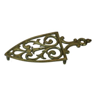 Early 20th Century Trivet Bronze / Brass Pattern Reenactments For Sale