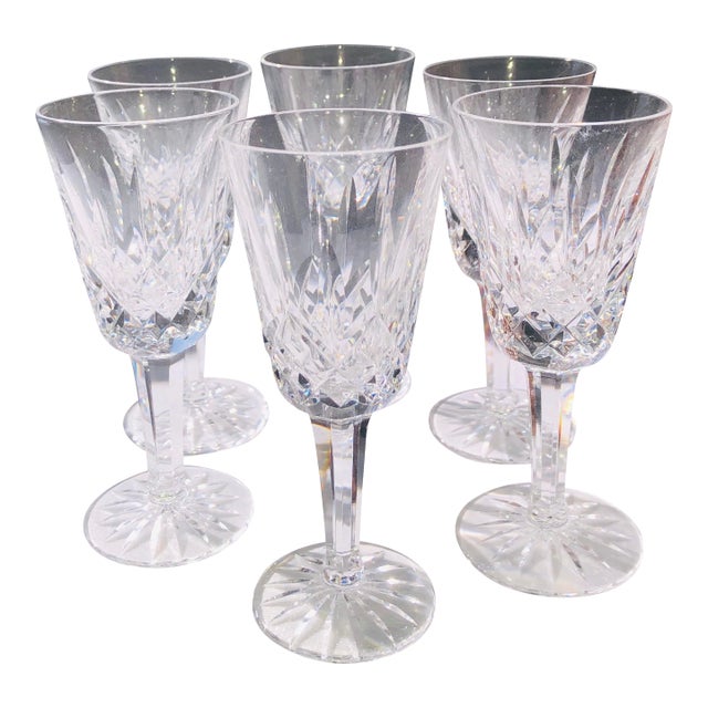 Mid 20th Century Elegant Set of 6 Cut Crystal Champagne Glasses With Star-Cut Bases For Sale