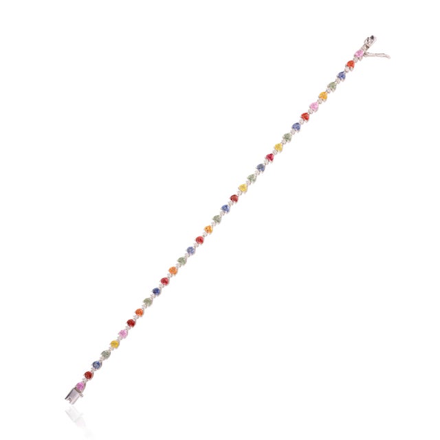 4.85 Carat Heart Cut Multi Sapphire Diamond Tennis Bracelet For Sale - Image 4 of 7