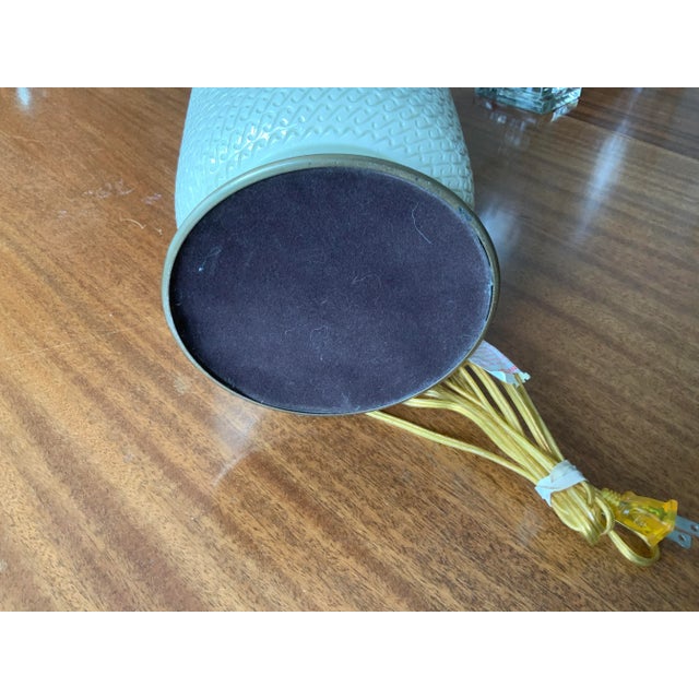 1980s Fredrick Cooper Cream Ginger Jar Lamp With Brass Appointments For Sale - Image 11 of 13