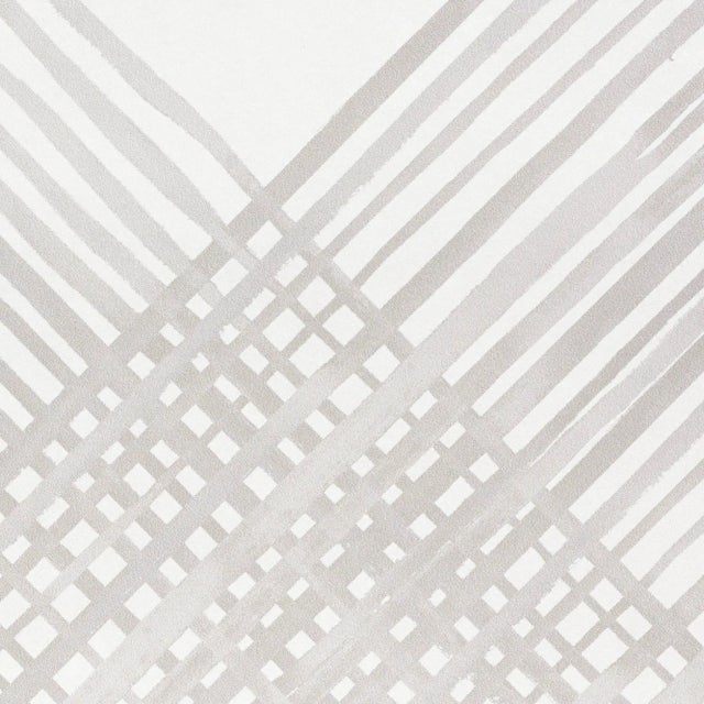 This listing is for a wallpaper sample only. If you'd like to purchase this wallpaper, please click here:...