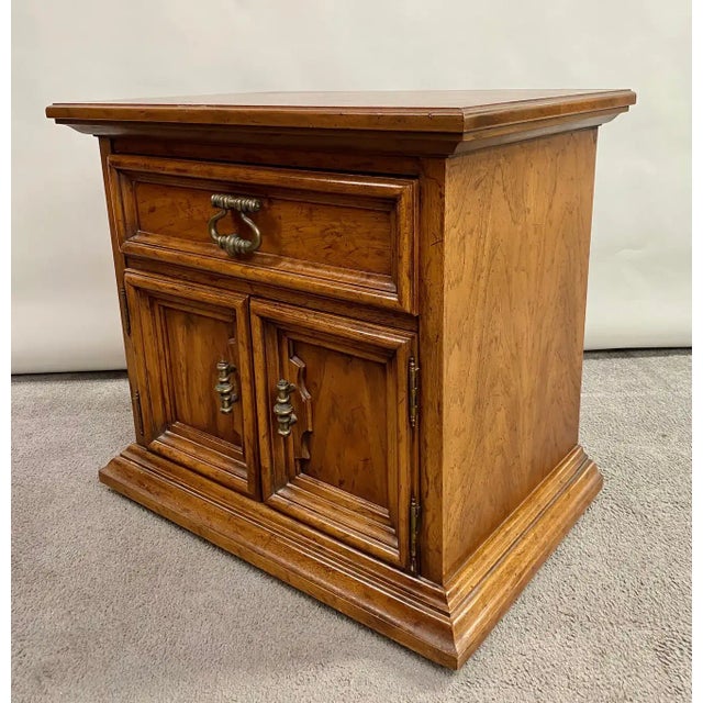 Drexel Heritage Campaign Style Pecan Wood Nightstand or End Table, a Pair For Sale In New York - Image 6 of 13