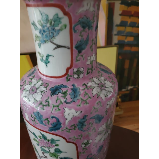 1940s Vintage Chinese Porcelain Hollywood Regency Lamps - a Pair For Sale - Image 5 of 7