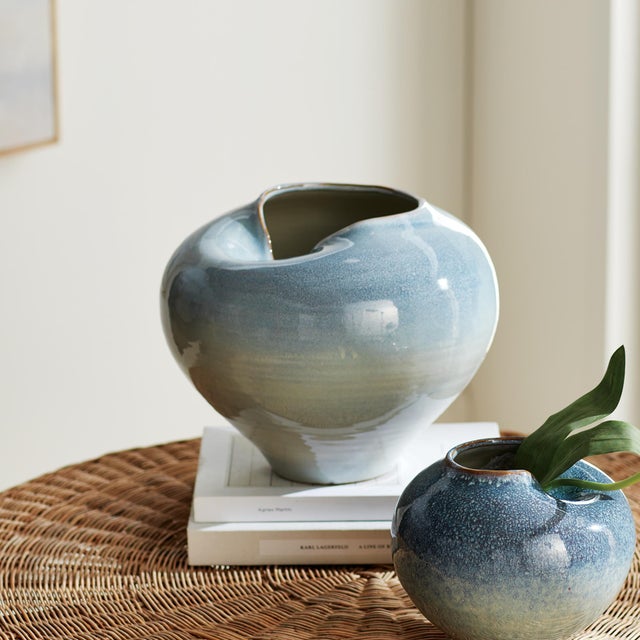 Ceramic Veronica Vase Large For Sale - Image 7 of 8