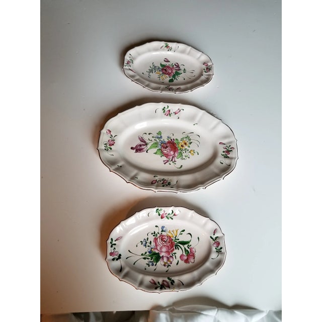French 1940s Set of Three French Luneville Platters For Sale - Image 3 of 9