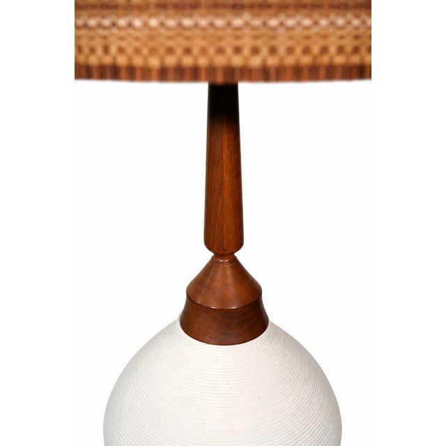 Quartite Creative Corp. 1950s Maria Kipp Mid-Century Organic Modern Natural Reed Woven Shade With Ceramic Lamp For Sale - Image 4 of 8