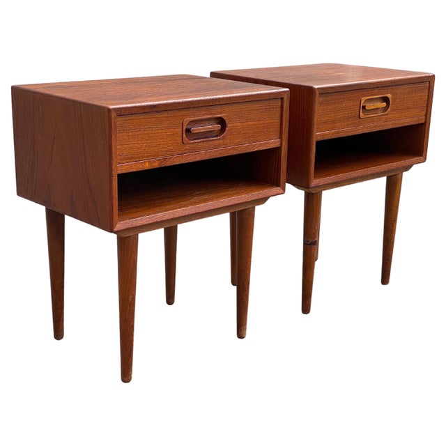 Teak Nightstands attributed to Johannes Andersen for Dyrlund, 1963, Set of 2 For Sale - Image 11 of 11