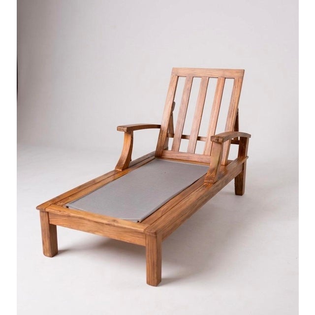 This exceptional vintage reclining chaise lounge is a hallmark of mid-century outdoor luxury, crafted by the renowned...