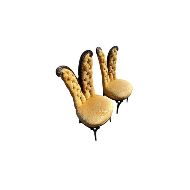 Victorian 1970s Pair of Victorian “Butterfly-Back” Tufted Velvet Chairs For Sale - Image 3 of 5