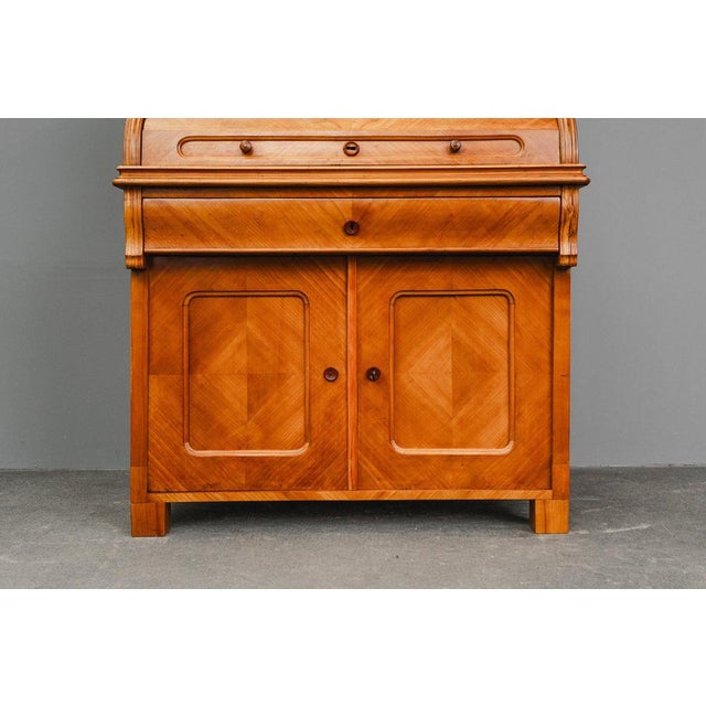 Louis Philippe Cylinder Secretary in Cherrywood, Mid-19th Century For Sale - Image 16 of 18