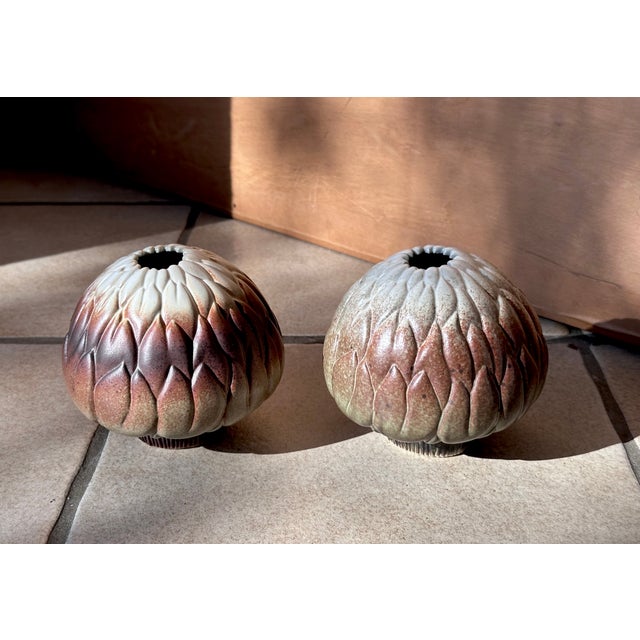 Porcelain Artichoke Art Vases by Ljubisa Misic for Goebel, West Germany, 1985, Set of 2 For Sale - Image 17 of 18