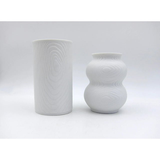 Mid-Century Modern Vintage German Op-Art White Bisque Porcelain Vase Set With Wood Grain Decor For Sale - Image 3 of 11