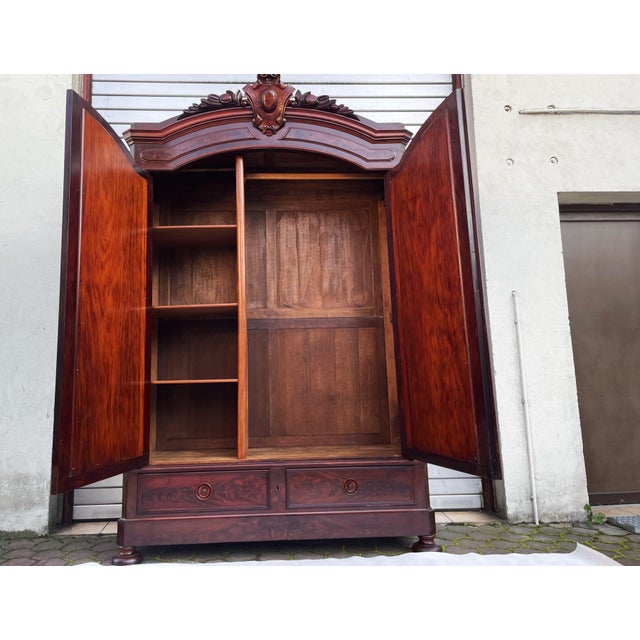 French Palace Wardrobe in Mahogany, 1860 For Sale - Image 3 of 18