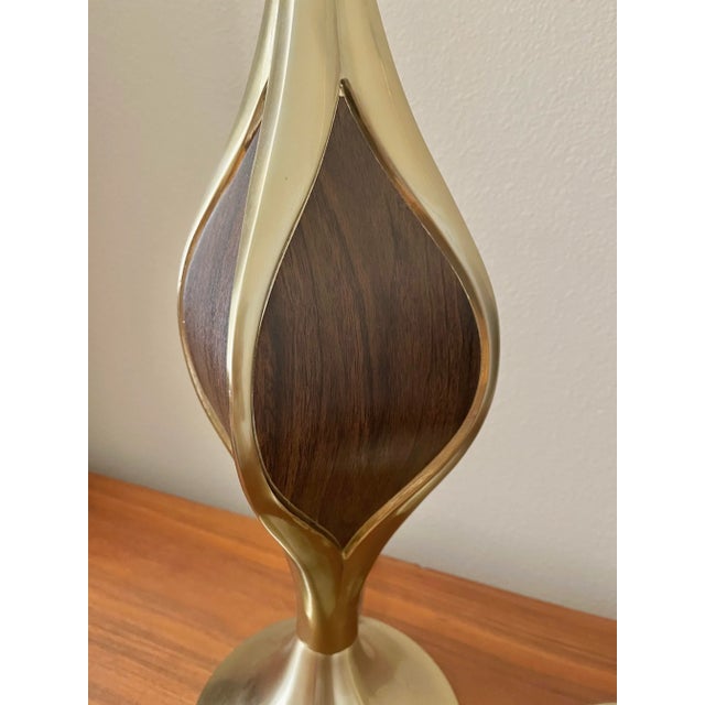 Mid 20th Century Pair of Mid Century Space Age Table Lamps With Brass + Dark Wood | by Laurel Lamp Co For Sale - Image 5 of 12