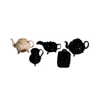 17th Century Pottery Set from Wieldon, Staffordshire For Sale