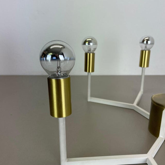 Large Brass Italian Cubic Sputnik Ceiling Light Flush Mount in the manner of Stilnovo, Gio Ponti, Italy, 1960s For Sale - Image 6 of 18