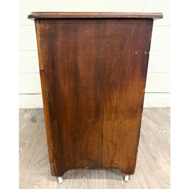 Antique Victorian French Provincial Louis XV Walnut Bedside Commode Cabinet For Sale - Image 9 of 10