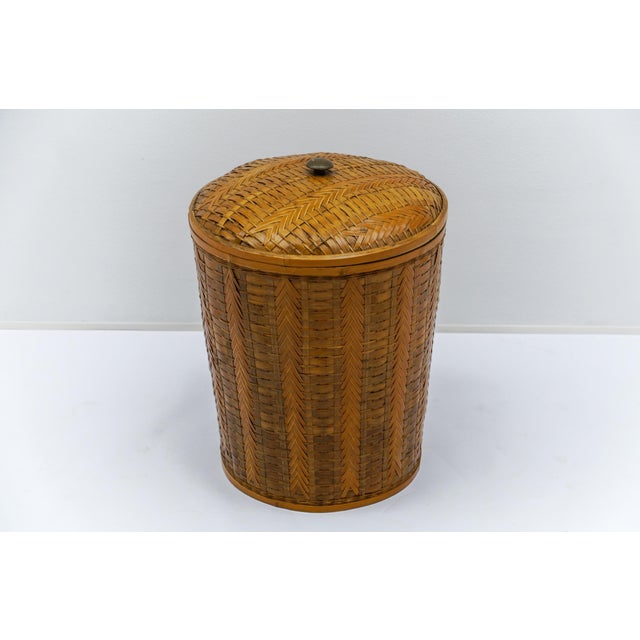 Mid-Century Modern Japanese Bamboo Wicker Basket with Lid, 1950s For Sale - Image 3 of 9