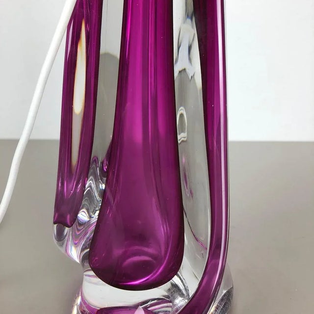 Large Crystal Glass Pink Table Light from Val Saint Lambert, Belgium, 1960s For Sale - Image 11 of 17