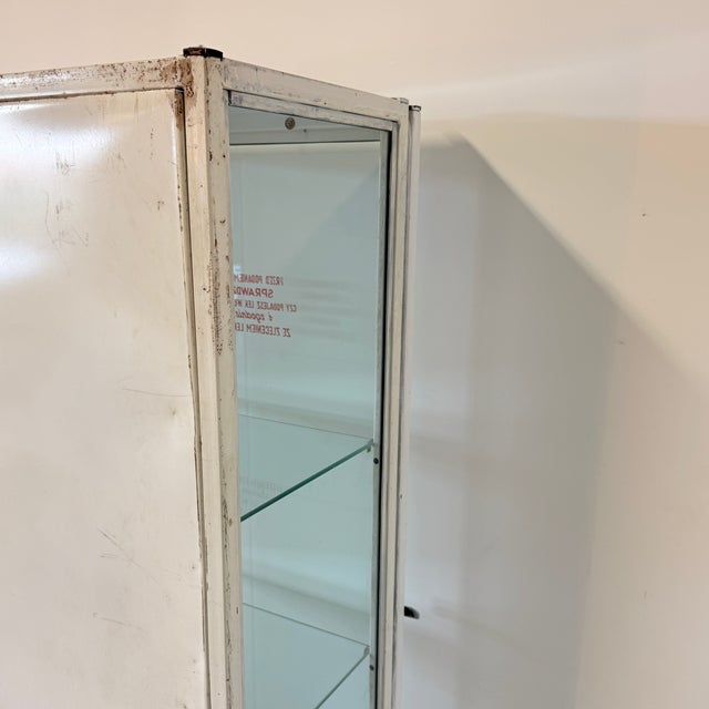 Mid-Century Polish Medical Display Cabinet, 1960s For Sale - Image 13 of 18