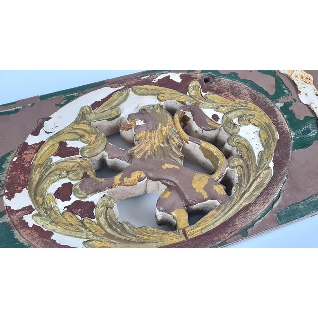 Antique Wooden Pediment with Lion, 1700s For Sale - Image 11 of 16