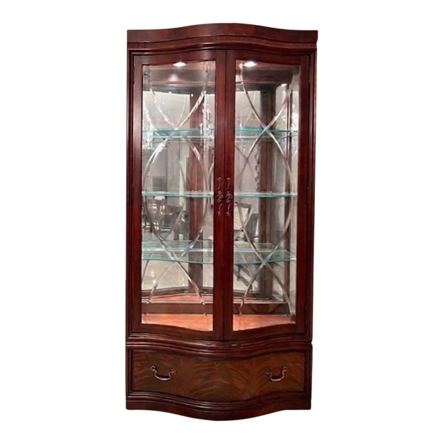 1990s Thomasville Mahogany Bogart Serpentine Curio Cabinet Hutch Shelf Breakfront For Sale