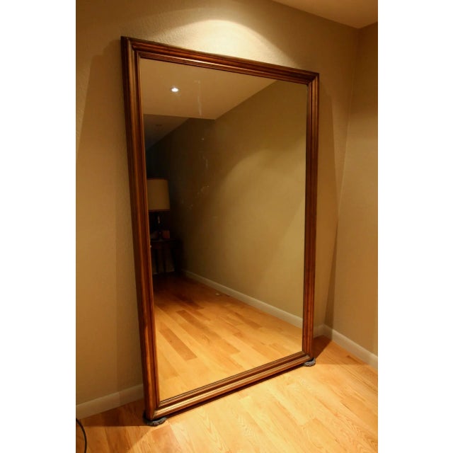 English Large 1980s Gilt Wood Mirror For Sale - Image 3 of 10